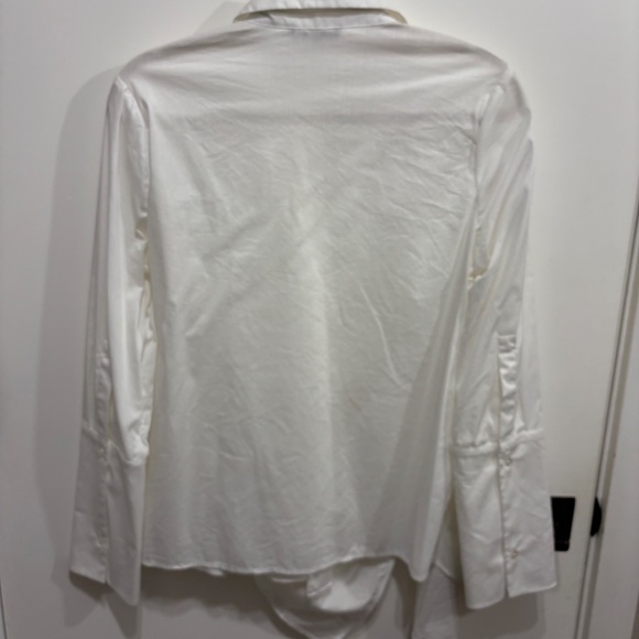 Samuel Dong white L/S blouse w/asymmetrical hem-M - Picture 2 of 3